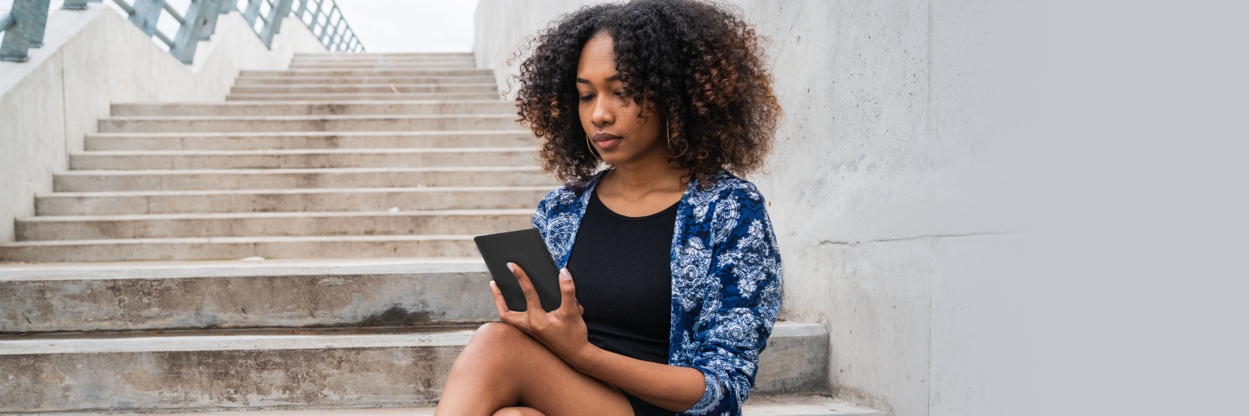 PocketBook Basic Lux 4: cenovno dostopen in izjemno lahek e-bralnik